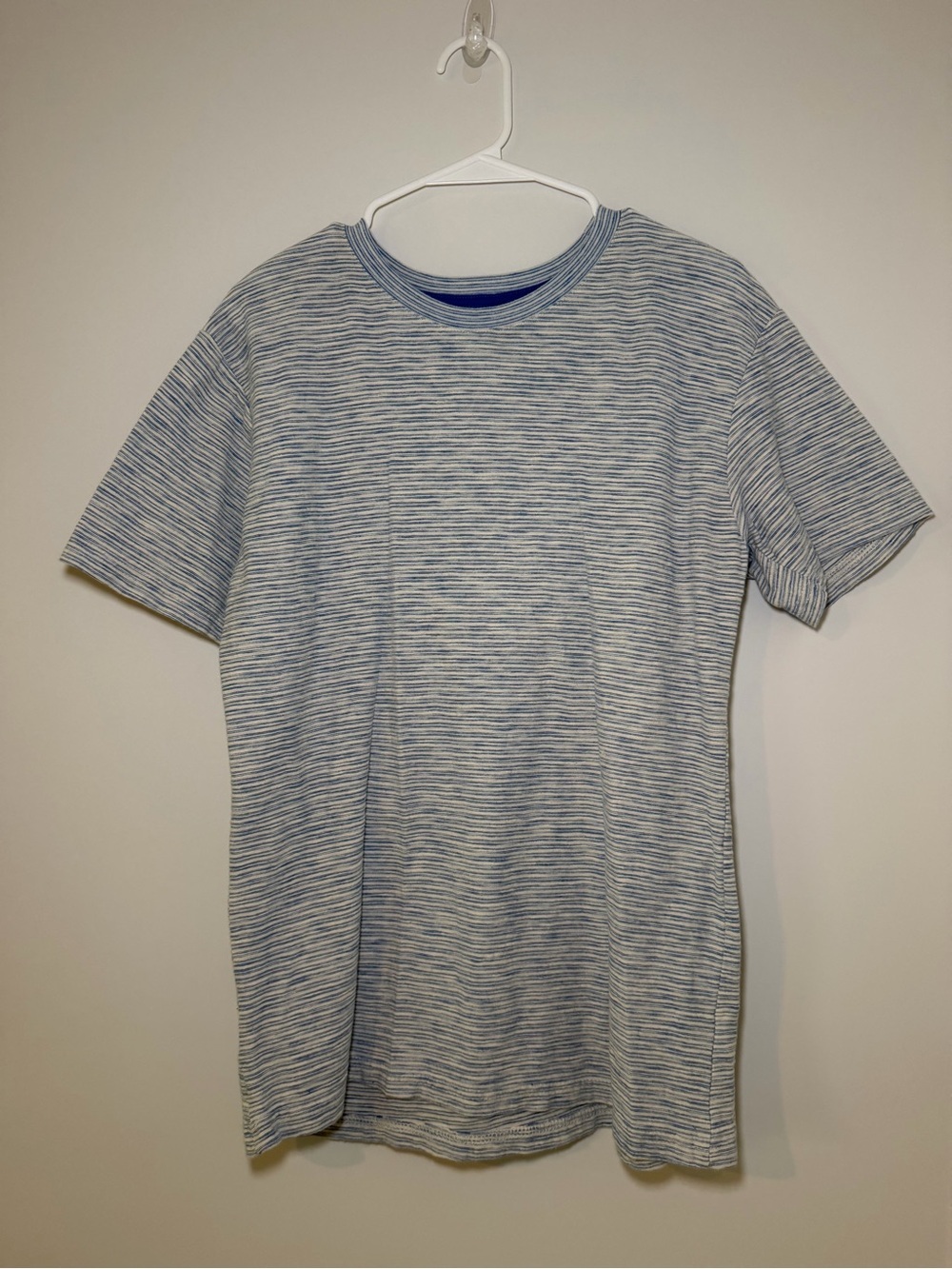 Red Camel Blue & White Micro Striped T Shirt Men’s Medium